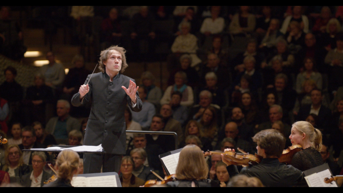 Konzert Still 4k 01 51 03 07